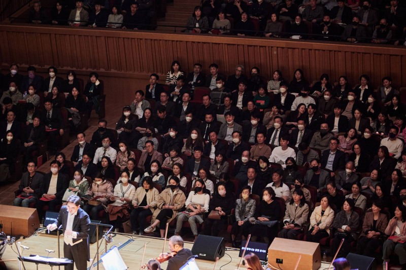롯데는 29일 파트너사와 교류의 장을 마련하기 위해 '롯데 행복나눔 동행콘서트'를 개최했다. /사진제공=롯데
