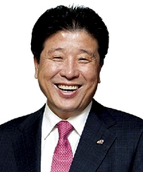 ▲ 곽근호 에이플러스에셋 회장