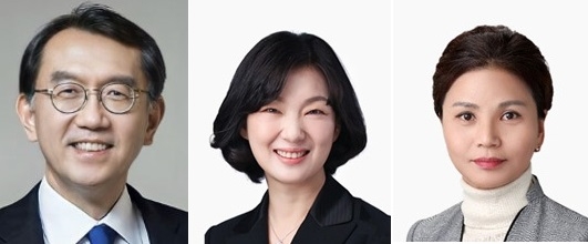 SK이노베이션 사외이사 (왼쪽부터) 박진회 전 한국씨티은행장, 김주연 전 P&G 일본한국 부회장, 이복희  롬엔드하스전자재료씨엠피코리아 대표이사.