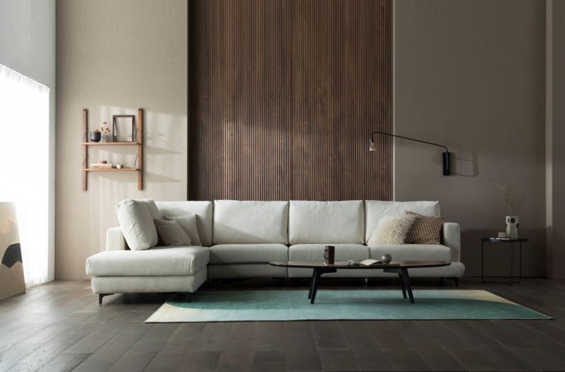 CJ온스타일의 홈퍼니싱 브랜드 '앳센셜'이 가구 박랍회 '소펀앤라이프쇼'에 참가한다. /사진제공=CJ온스타일