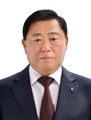 ▲ 1958년생 / 4선 조합장 / 상지대학교 경영대학원 경영학 졸업