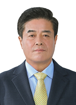 ▲ 1953년생 / 6선 조합장 / 한국해양대학교 항해학과 졸업
