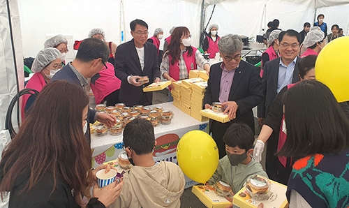 농협강원본부, 어린이날 기념 축산물 나눔 행사 실시