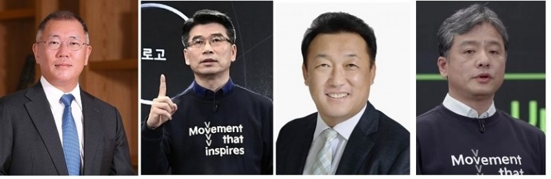 (왼쪽부터) 현대차그룹 정의선 회장, 기아 송호성 사장, 최준영 부사장, 주우정 부사장.