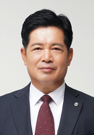 ▲ 최영민 조합장 / 1960년생 / 17대 조합장 취임 / 청운대 중국학과 졸업