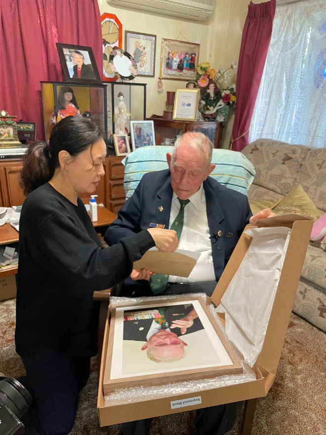 한화에어로스페이(대표 손재일)는 정전협정 70주년을 맞아 6·25전쟁 당시 최대 격전지 중 한 곳인 ‘가평 전투’에 참여한 호주 참전 용사 등 15명에게 감사의 뜻을 전달했다. /사진제공=한화에어로스페이스.