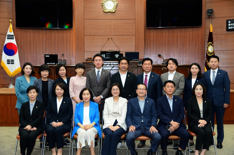 제9대 동작구의회 의원 단체사진 / 사진제공=동작구의회