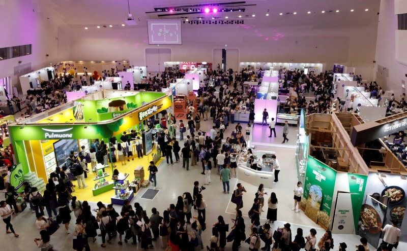 6일 오전 '2023 컬리 페스타'에 방문한 사람들의 모습. /사진제공=컬리