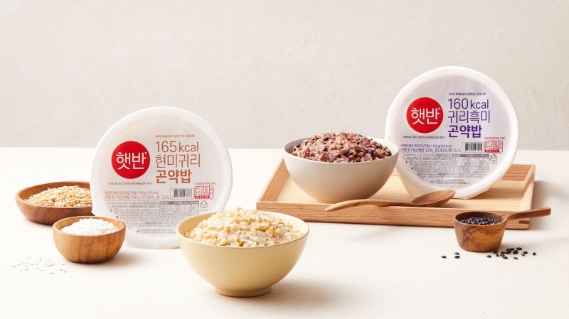 CJ제일제당 햇반 현미귀리곤약밥, 햇반 귀리흑미곤약밥./ 사진 = CJ제일제당