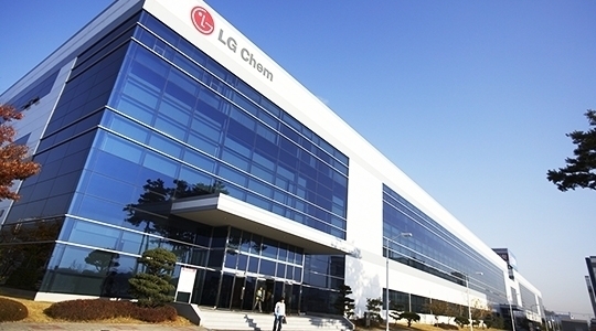 LG화학, LG엔솔 지분으로 2.6조 교환사채 발행