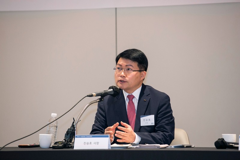 진승호 한국투자공사(KIC) 사장이 2023년 7월 13일 서울 중구 은행연합회관에서 열린 ‘KIC 창립 18주년’ 기자 간담회를 통해 앞으로 나아갈 방향을 설명하고 있다./사진제공=KIC