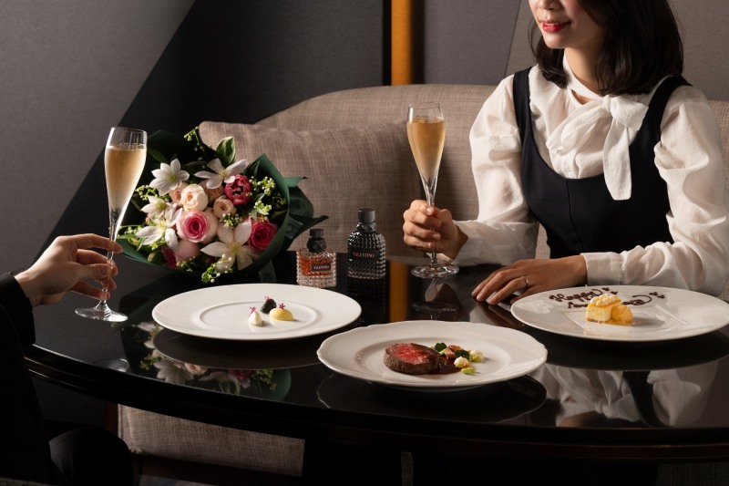 웨스틴 조선 서울이 '블루밍 센트' 패키지를 선보인다. /사진제공=조선호텔앤리조트