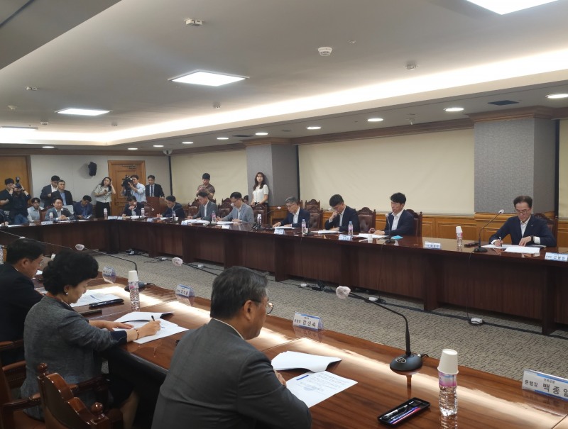 지난 8월 17일 이준수 금융감독원 은행·중소서민 부원장 주재로 내부통제 강화 방안 마련을 위한 은행장 간단회가 개최됐다. /사진제공=금융감독원