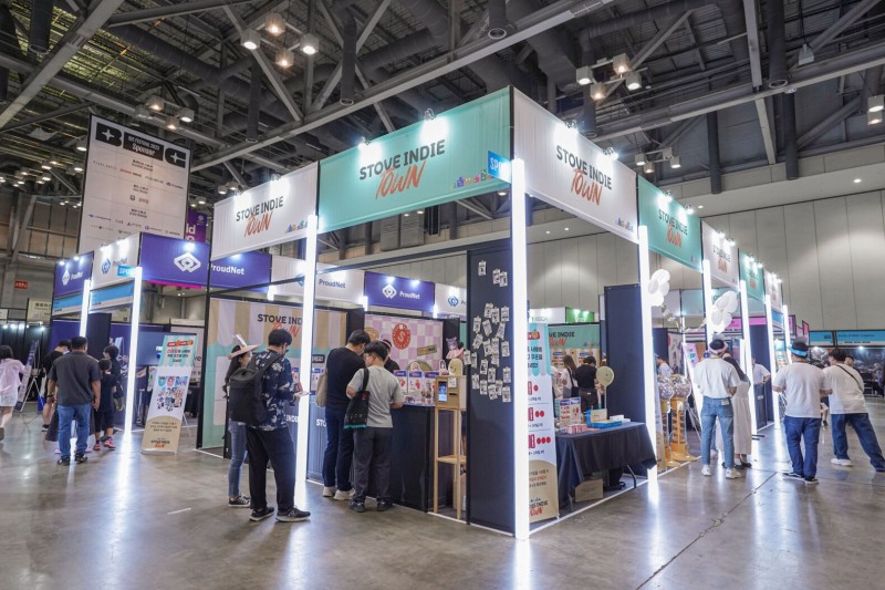 스마일게이트 인디게임 플랫폼 스토브인디가 BIC 2023 행사에 차린 부스 '스토브인디 타운' 운영을 성황리에 종료했다. / 사진제공=스마일게이트