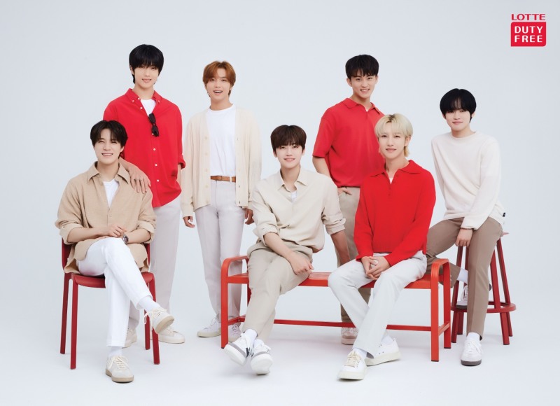 보이그룹 NCT DREAM이 롯데면세점의 모델로 발탁됐다./사진제공=롯데면세점