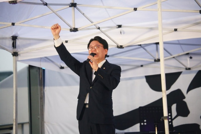 국회 정무위원회 소속인 황운하 더불어민주당(대전 중구) 의원./사진=황운하 의원 네이버(NAVER‧대표 최수연) 블로그