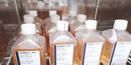 국내 바이오(Bio‧생화학) 의약 필수 부품 소재 국산화를 주도하고 있는 아미코젠(대표 박철)의 UltiMax 세포배양용 배지 시리즈./사진제공=투자홍보(IR‧Investor Relations) 컨설팅(Consulting‧자문) 전문 기업 ‘IR큐더스’(대표 이준호‧이종승)