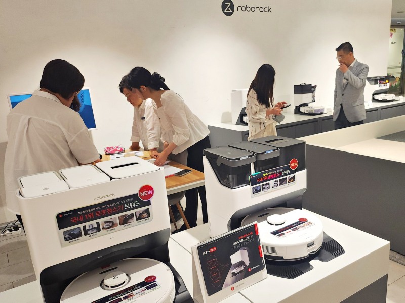 롯데백화점 인천점에서 지난 8월에 진행한 로보락 팝업스토어. /사진제공=롯데백화점