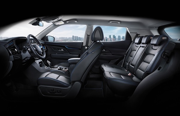 KGM, 코란도EV 택시 사전계약..."실구매 2천만원대 가성비 택시"