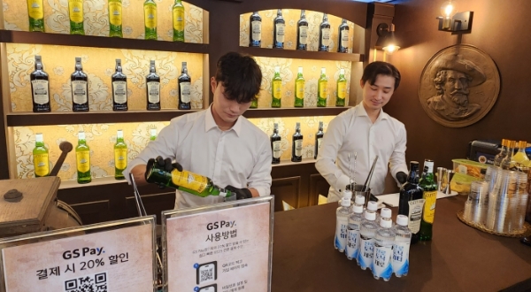 18일 찾은 서울 성수동 도어투성수에서 하이트진로 수입 위스키 브랜드 '커티삭' 팝업이 열렸다. 하이트진로는 작년에 이어 올해에도 커티삭 팝업을 재차 열며, 위스키 사업에 힘을 주고 있다. /사진=손원태기자