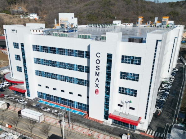 코스맥스 국내 색조 생산라인 평택 제2공장. /사진=코스맥스