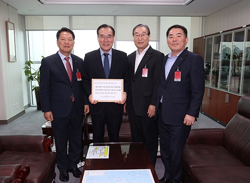 전국 농·축협 조합장 일동, ‘대정부·국회 건의문’ 전달