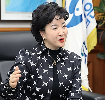 △ 1961년생 / 2011.01~2013.04 수협중앙회 강북지역금융본부장 강남지역금융본부장 / 2013.04~2016.03 수협중앙회 신용사업부문 마케팅본부장 / 2016.03~2018.03 수협중앙회 상임이사 / 2018.03~2022.11 수협중앙회 상무(부대표) / 2022.11 수협은행장