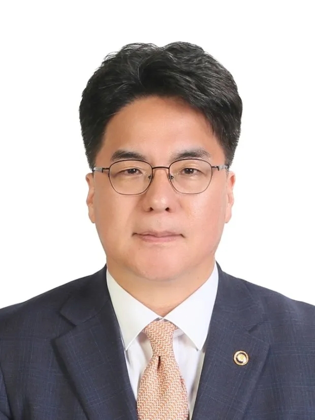 윤태식 한국평가정보(KCS) 신임 이사회 의장./ 사진 = 한국신용데이터