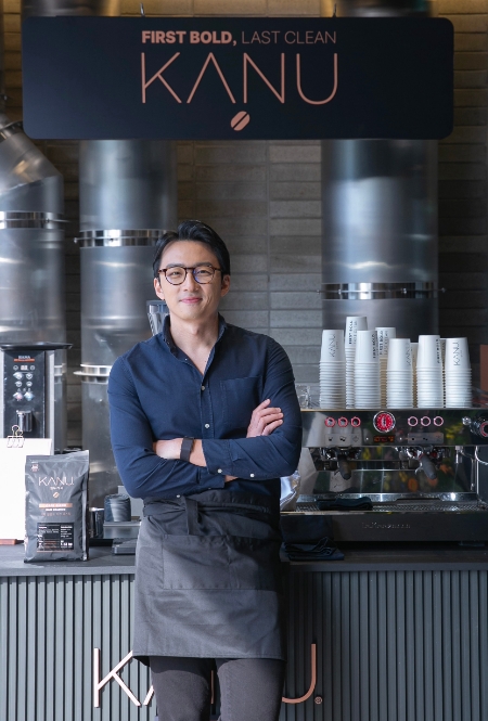 동서식품(대표 김광수)은 지난 6일과 7일 이틀동안 서울 한남동 맥심플랜트에서 월드 바리스타 챔피언 엄보람 바리스타와 함께 ‘카누 원두커피 x 2023 월드 바리스타 챔피언 컬래버레이션 이벤트’를 8일 진행했다. /사진=동서식품