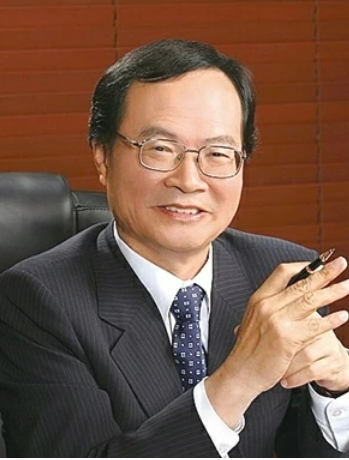 ▲최경수 BNK금융지주 이사회 의장
