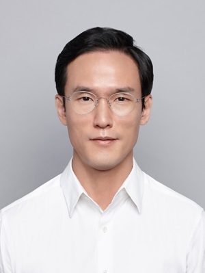 조현범 한국앤컴퍼니그룹 회장