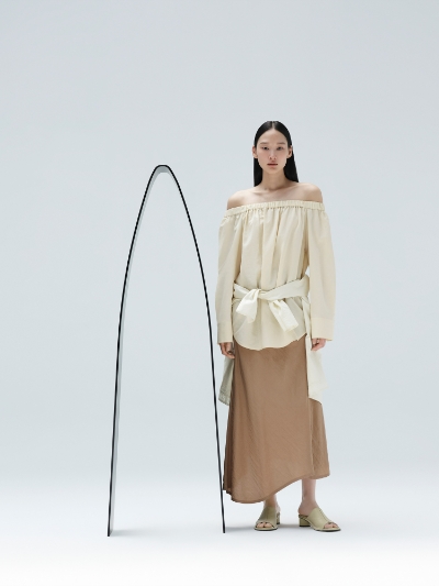 삼성물산 패션부문이 운영하는 건축적 미학 브랜드 구호(KUHO)는 국내 현대 사진가인 구본창과 협업을 진행, 여름 캠페인을 진행했다고 21일 밝혔다. /사진=삼성물산 패션