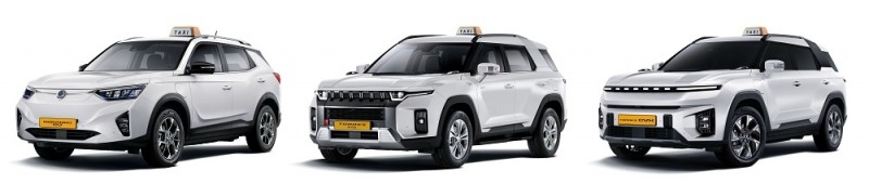 KGM 택시 전용 모델 (왼쪽부터)코란도EV, 토레스 바이퓨얼 LPG, 토레스EVX