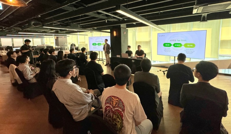 시프트업 라인 투어 현장. / 사진=시프트업