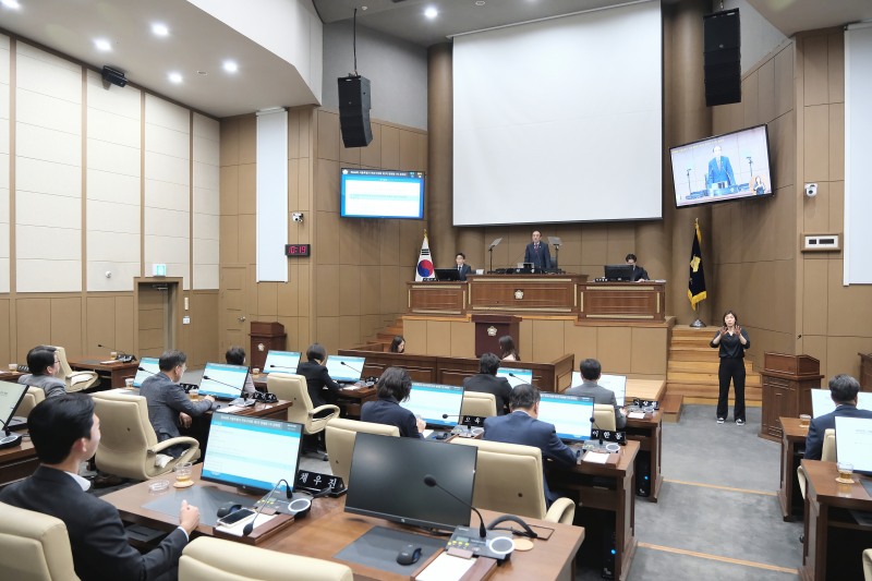 마포구의회 제268회 제1차 정례회 본회의가 진행되는 모습./사진제공=마포구의회