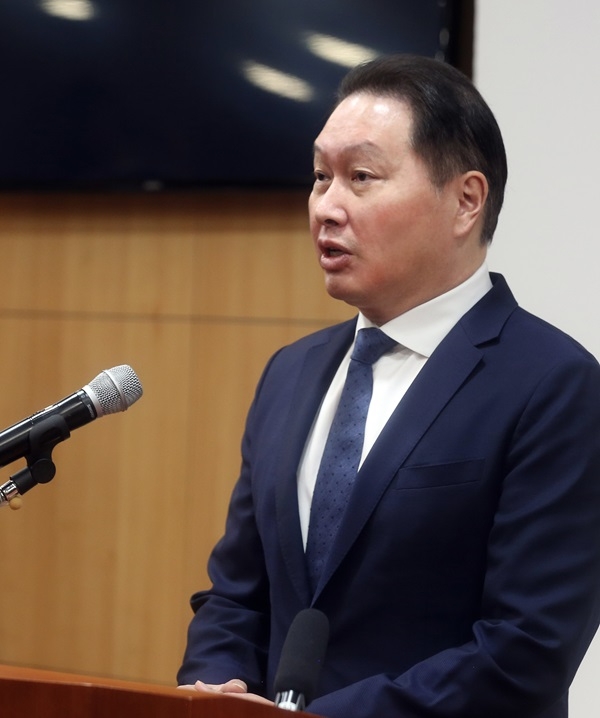 최태원, 1조4000억 재산분할 뒤집나...항소심 재판부 판결문 일부 수정