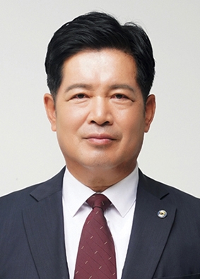 ▲ 최영민 조합장 / 1960년생 / 17대 조합장 취임 / 청운대 중국학과 졸업