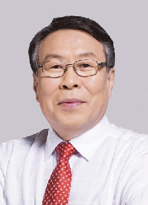 ▲ 정영세 조합장 / 1949년생 / 7선 조합장 / 공주대학교 축산과 졸업