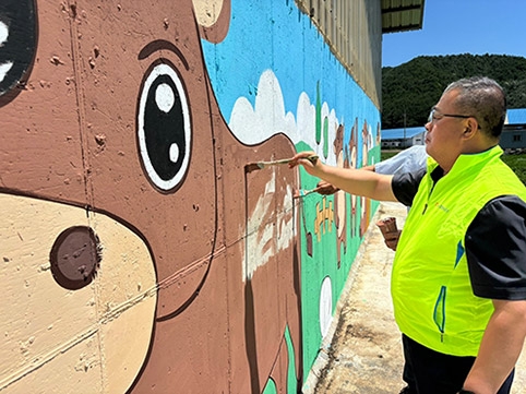 강원농협,  '예쁜 농장, 벽화그리기' 실시
