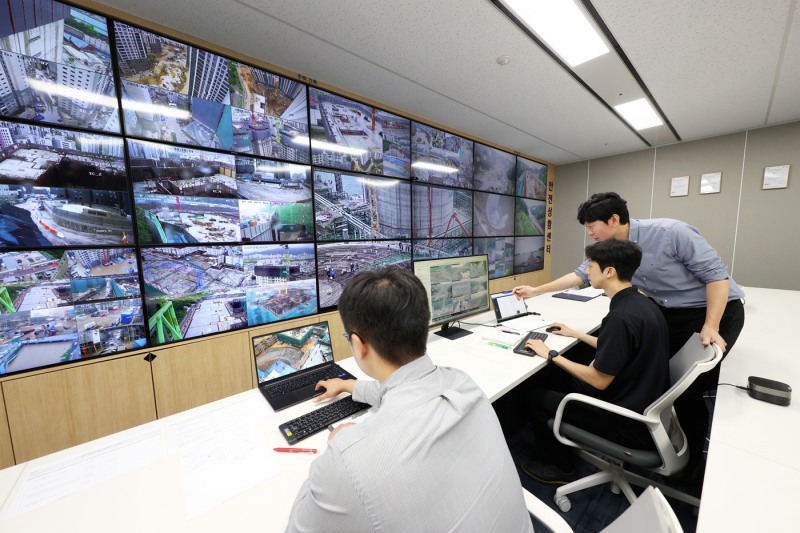 대우건설 본사에 마련된 안전상황센터 / 사진제공=대우건설