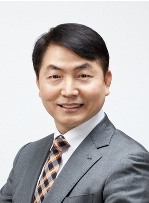 심관섭 제너시스BBQ그룹 신임 대표.