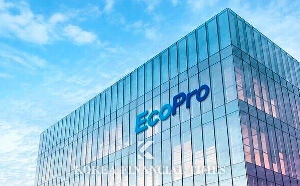 Secondary battery stocks, including 'EcoPro 3', bounce back on 'Tesla effect'... 'chasm swamp' remains