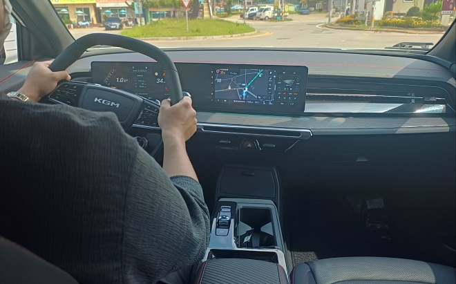 신형 액티언, 세련된 뒤태 프리미엄 쿠페 풍미가 물씬