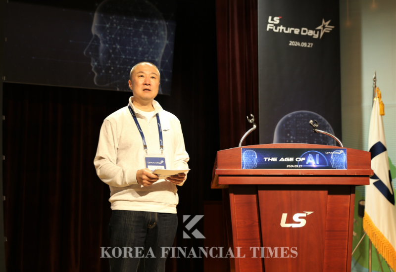 지난 27일 안양 LS타워에서 열린 LS Future Day에서 구자은 LS그룹 회장이 격려사를 하고 있다. /사진제공=LS그룹