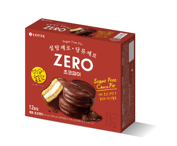 롯데웰푸드(옛 롯데제과)가 업계 최초 무설탕, 무당류 초코파이 제품인 ‘제로(ZERO) 초코파이’를 8일 출시했다. 제로는 설탕이나 당류 등 부담스러운 요소는 덜어내면서도 맛은 기존 제품만큼 맛있게 구현해 디저트의 즐거움과 행복함을 챙긴 헬스&웰니스 브랜드다. /사진=롯데웰푸드