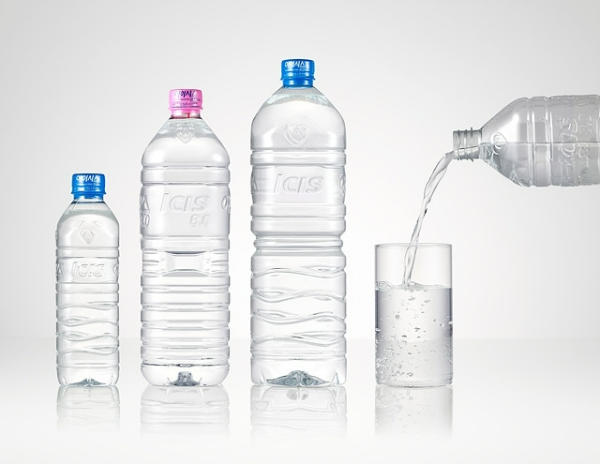 롯데칠성음료 무라벨 제품들. /사진=롯데칠성음료