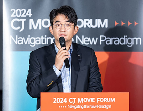 ▲ 윤상현 CJ ENM 대표가 이달 4일 부산 해운대구 CGV 센텀시티점에서 열린 CJ 무비 포럼에서 콘텐츠 산업에 연간 1조원 규모를 투자하겠다고 말하고 있다. 사진 = CJ ENM