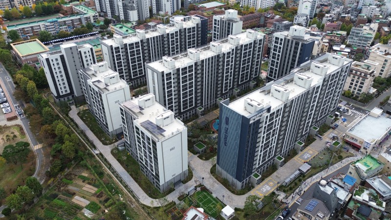 더샵 둔촌포레 단지전경 / 사진제공=포스코이앤씨