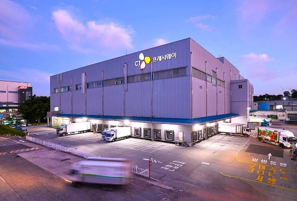 CJ프레시웨이 이천 물류센터 외부 전경. /사진=CJ프레시웨이