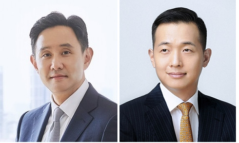 최윤범 고려아연 회장(왼쪽)과 김동관 한화 부회장